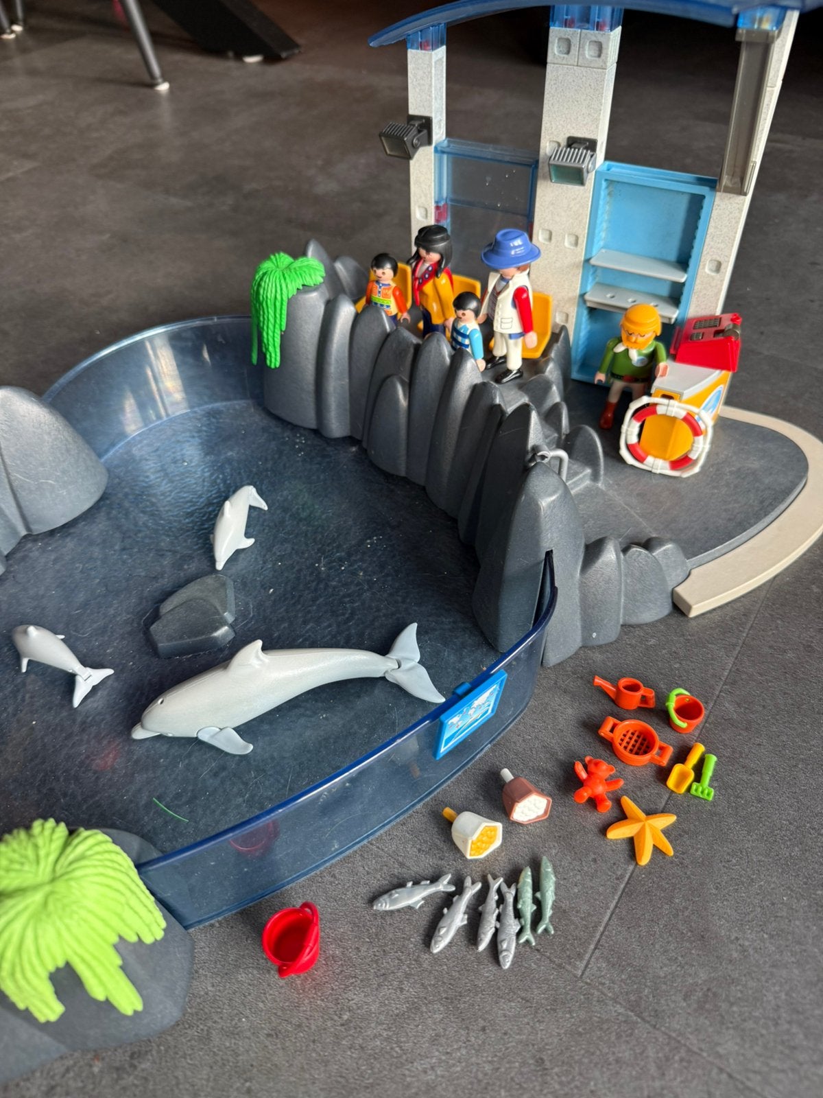 Playmobil dolfinarium met extra’s en boekje, Ophalen of Verzenden, Zo goed als nieuw