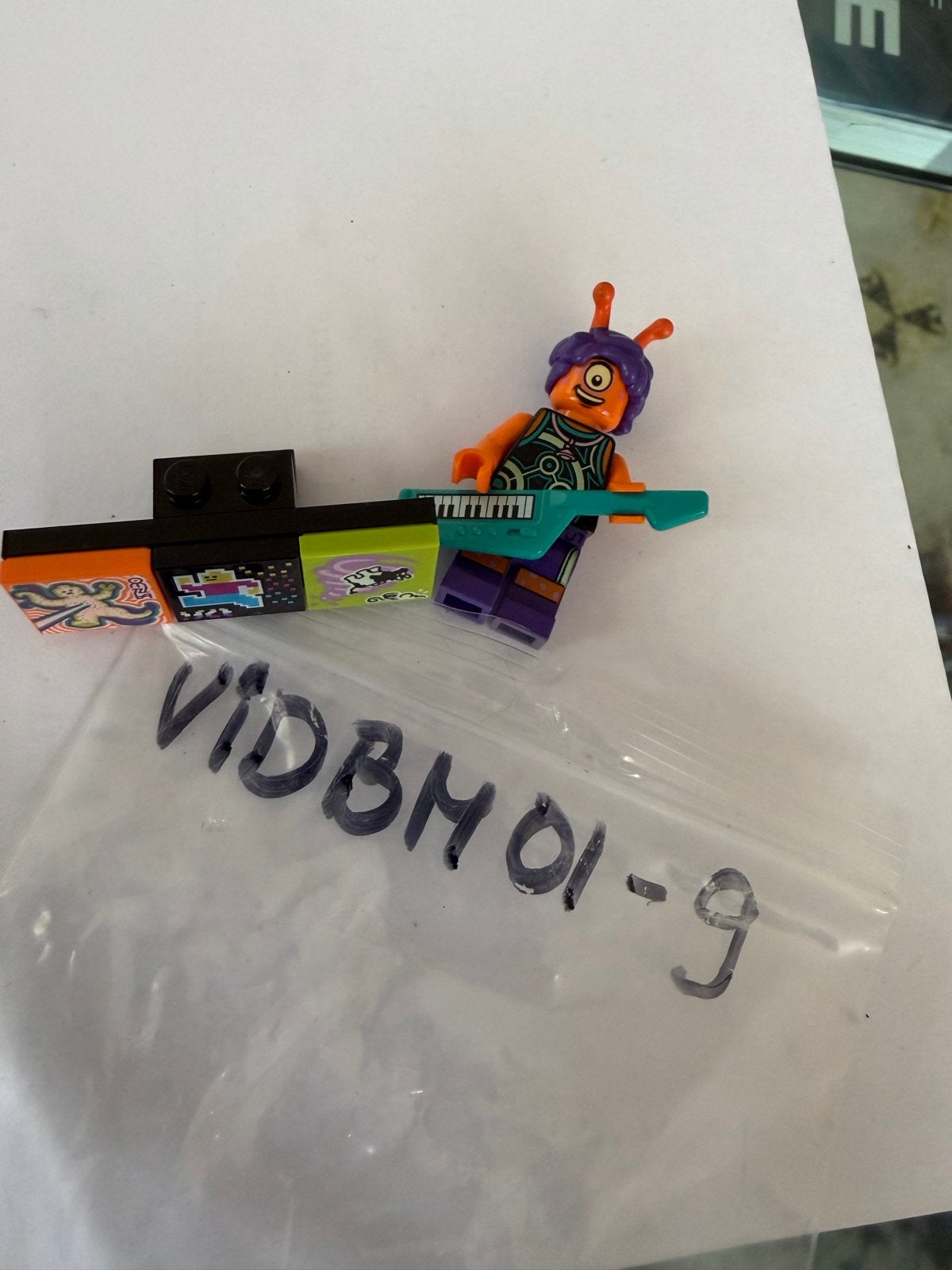 Lego Vidiyo Alien DJ Minifiguur met accessoires, Ophalen of Verzenden, Zo goed als nieuw, Lego