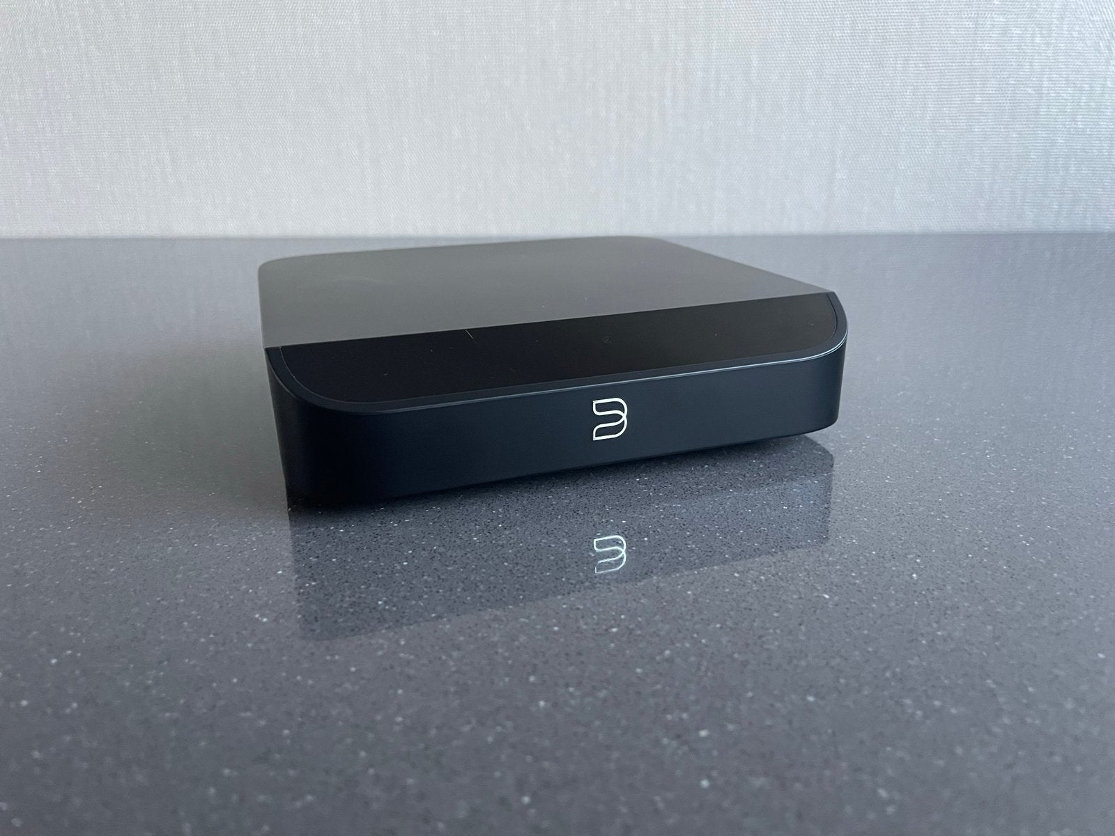 Bluesound Node Nano - Draadloze Muziekstreamer, Overige merken, Tuner of Radio, Zo goed als nieuw, Losse componenten