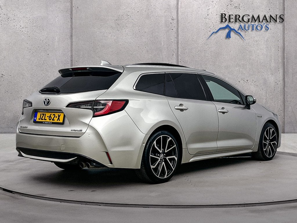 Toyota Corolla Touring Sports - 2.0 Hybrid Premium // SCHUIF, 1345 kg, 450 kg, Gebruikt, 4 cilinders