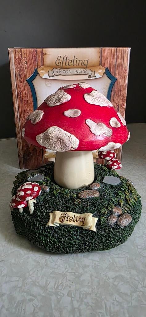 Efteling muzikale paddenstoel, Ophalen, Zo goed als nieuw, Beeldje of Poppetje