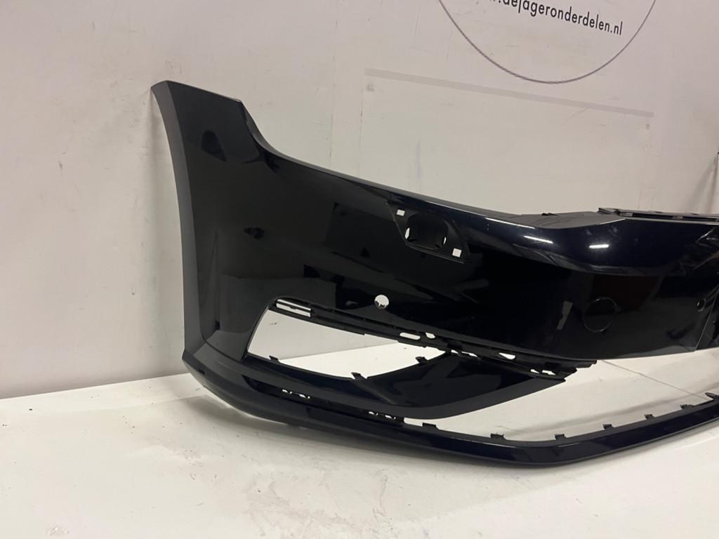 VW GOLF 7 FACELIFT VOORBUMPER BUMPER 4PDC KLS 5G0807221FL, Gebruikt, Volkswagen AG, Bumper, Berliner Ring 2
38440  Wolfsburg, DE