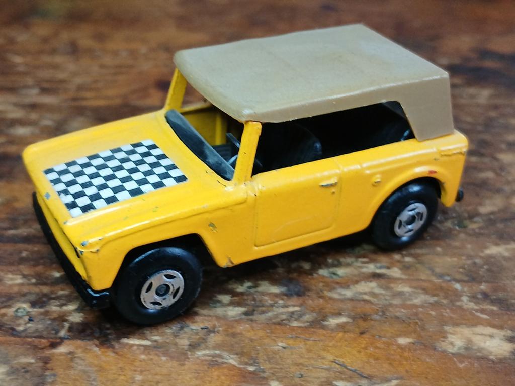 Matchbox field car geel, Ophalen of Verzenden, Auto