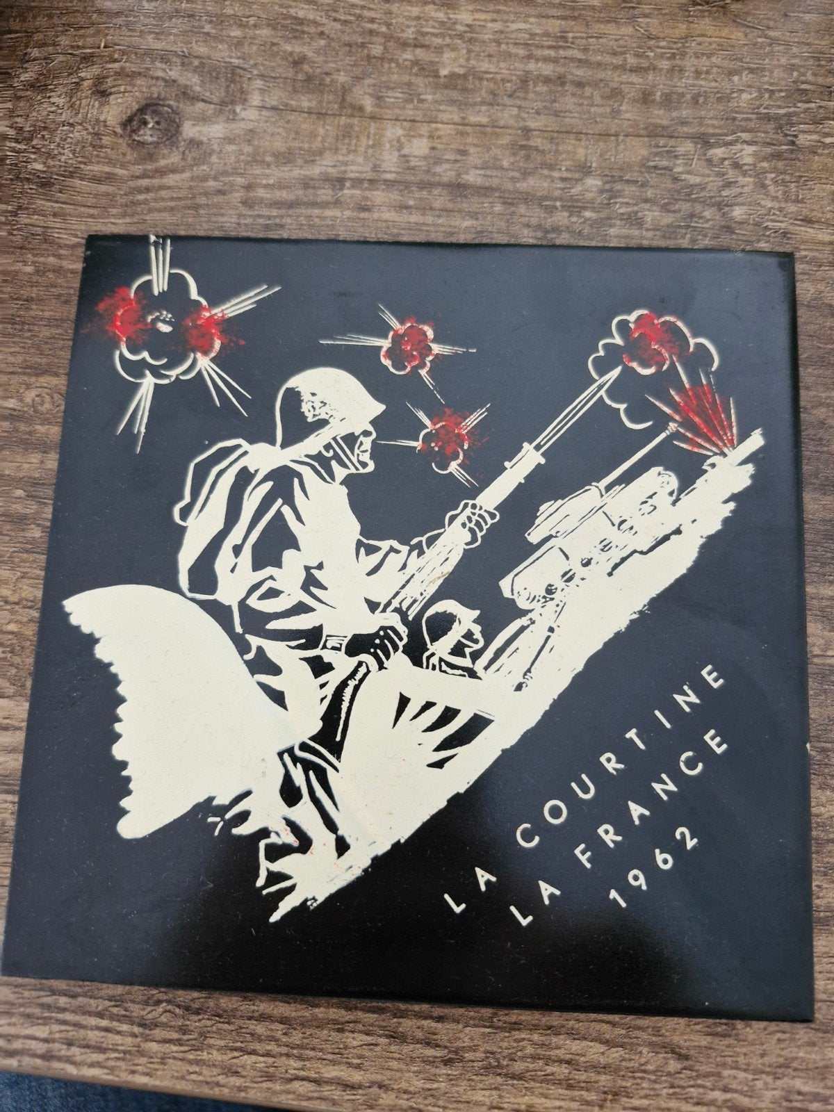Herinnerings tegel - La Courtine La France 1962, Ophalen of Verzenden, Landmacht, Nederland