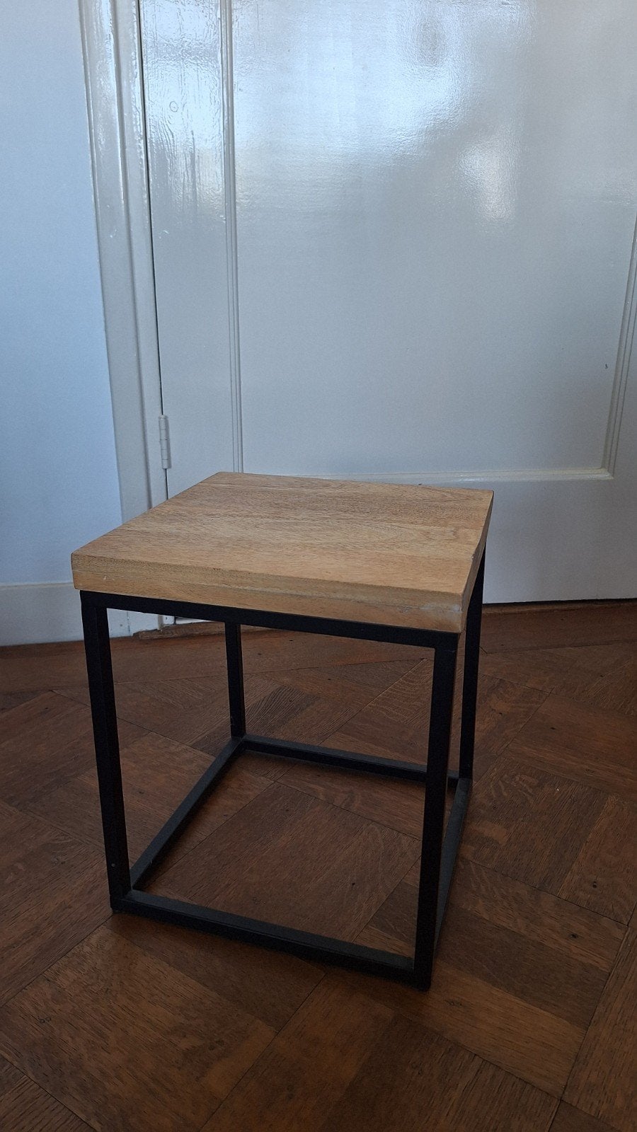 Bijzettafel met houten blad en metalen frame - 35 cm hoog, Ophalen, Minder dan 45 cm, Minder dan 55 cm, Gebruikt