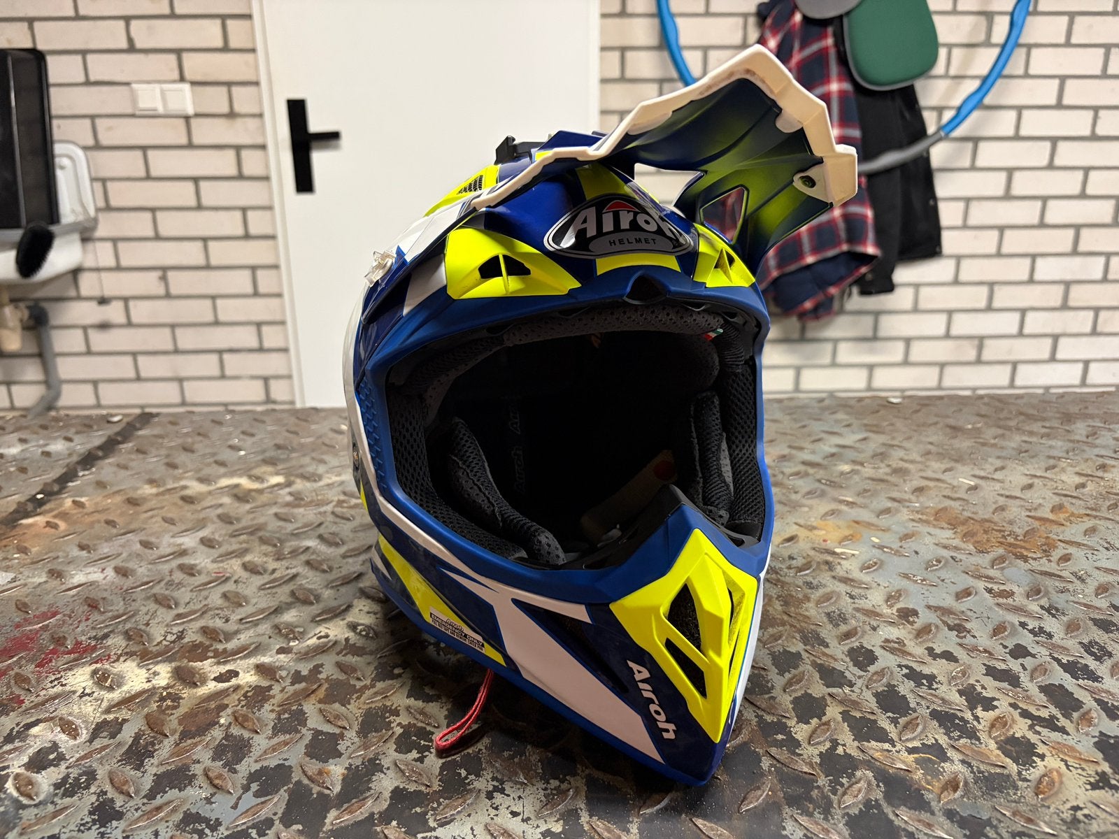 Airoh aviator 2.2, Motoren, Overige merken, Offroadhelm, XL, Ophalen of Verzenden