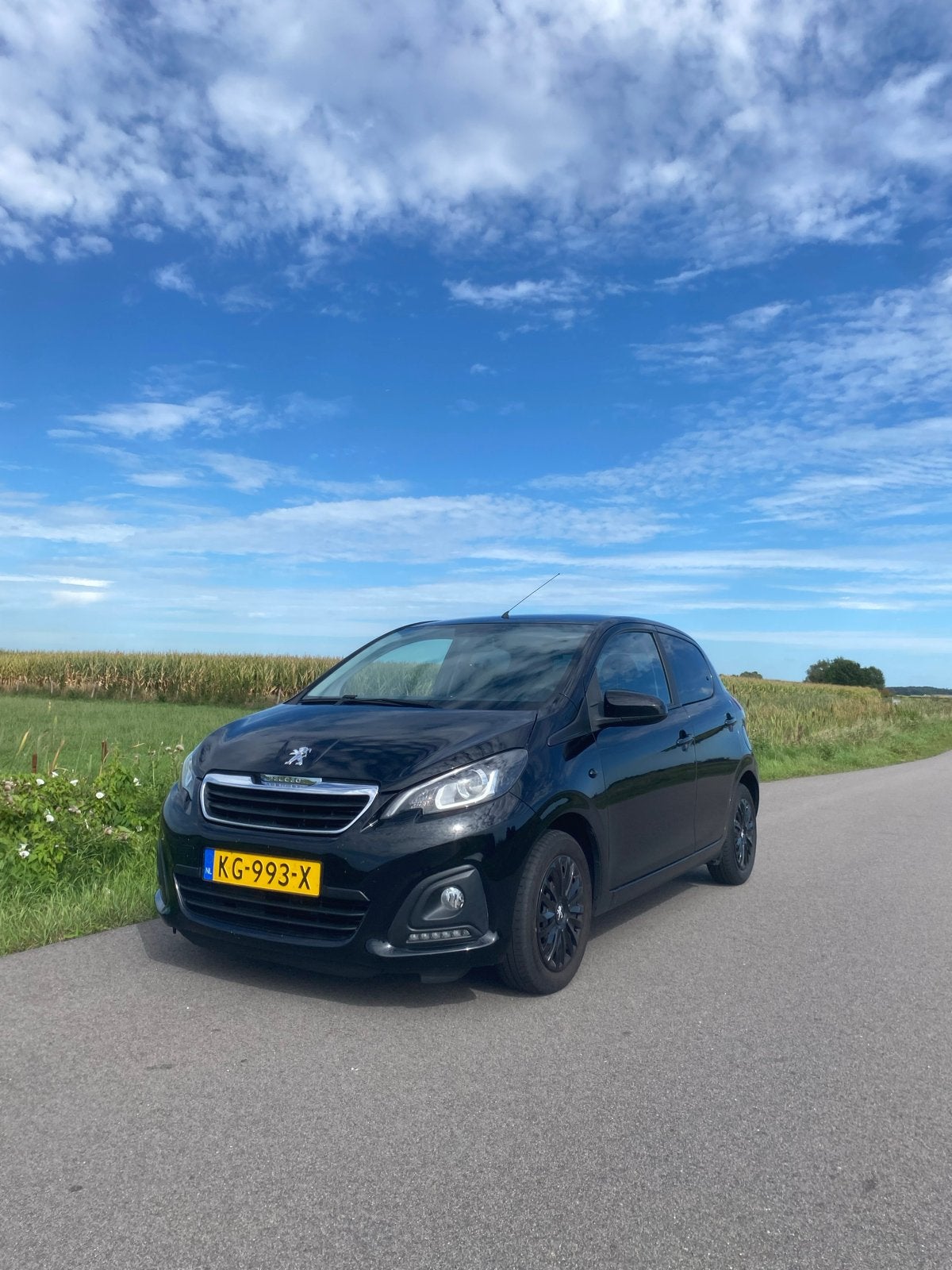 Peugeot 108 1.0 12V E-vti 51KW 5DR 2016 Zwart, Voorwielaandrijving, 4 stoelen, Zwart, Origineel Nederlands