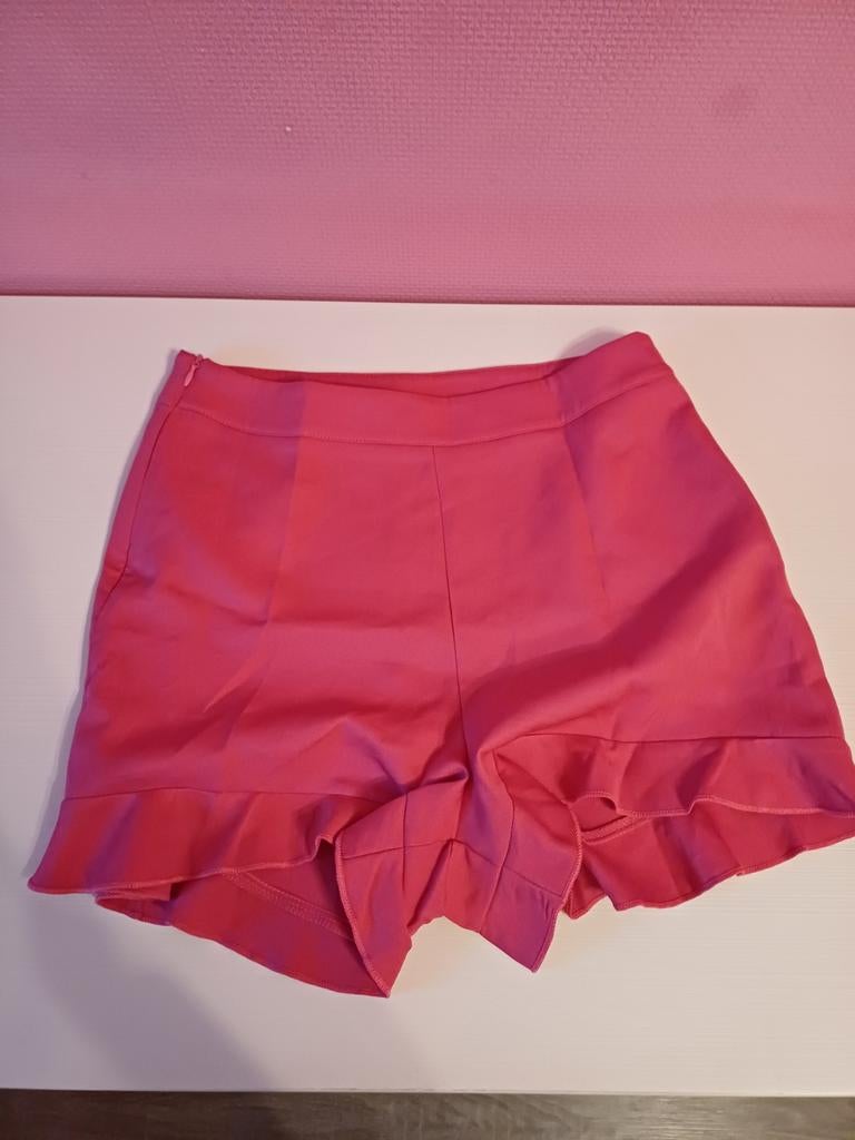 Kort broekje van Shein, maat 38, Kort, Ophalen of Verzenden, Roze, Gedragen