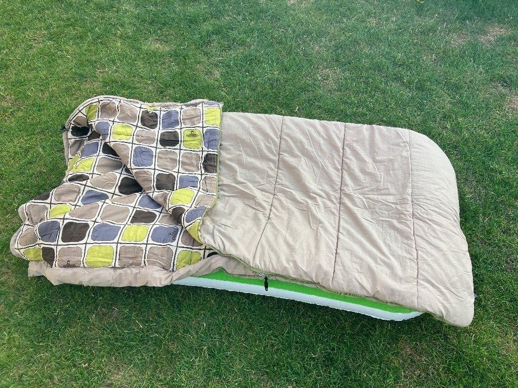 2 stuks kinderslaapzak Nomad sleepy hero (70 x 160cm), Caravans en Kamperen, Slaapzakken, Ophalen of Verzenden, Zo goed als nieuw