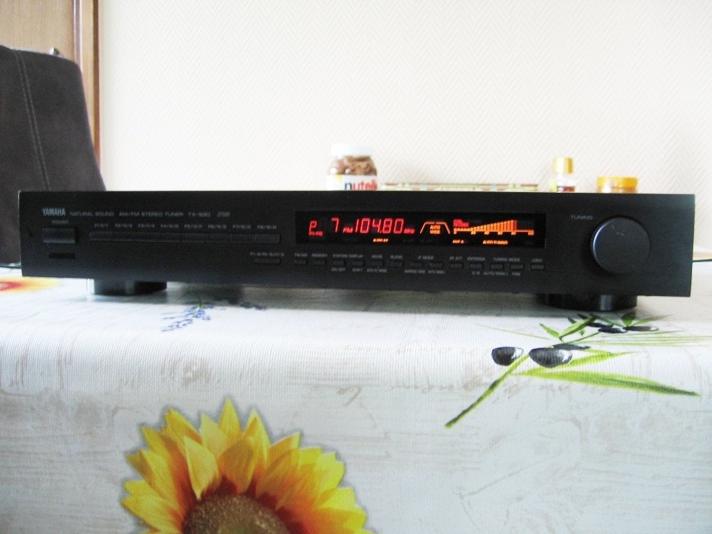 Yamaha TX-930 tuner serviced, Audio, Tv en Foto, Tuners, Ophalen of Verzenden, Gebruikt