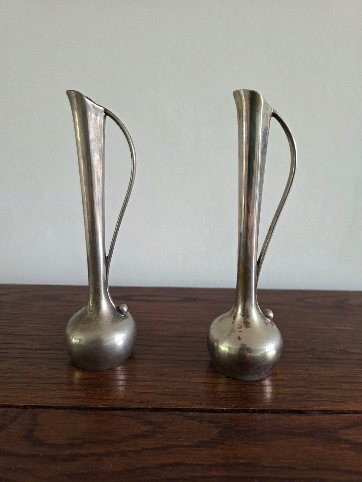 Set van 2 vintage zilverkleurige rozenvaasjes, Ophalen of Verzenden