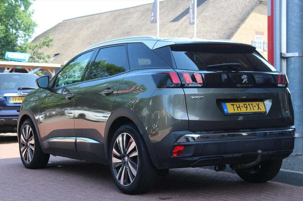 PEUGEOT 3008 1.2 PureTech *Premium* | Trekhaak | Camera | Ha, Gebruikt, 1199 cc, Leder en Stof, Origineel Nederlands