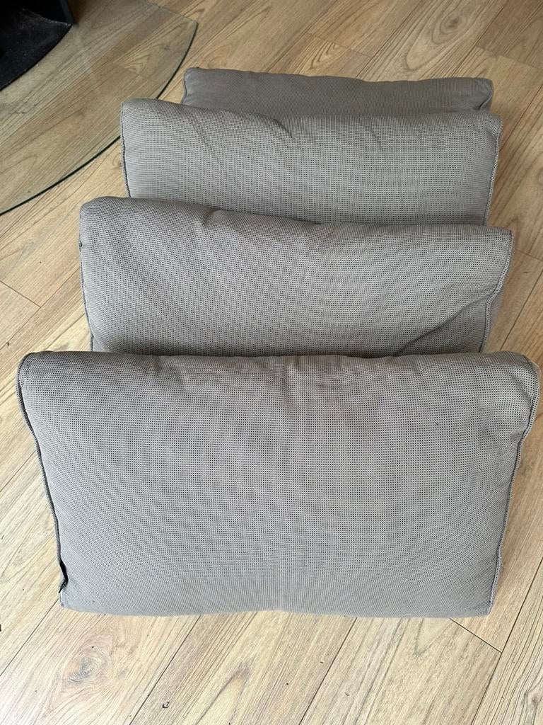 Tuinbank kussens,  2 van 60x60 cm, 4 van 60x40  cm, Ophalen, Zo goed als nieuw