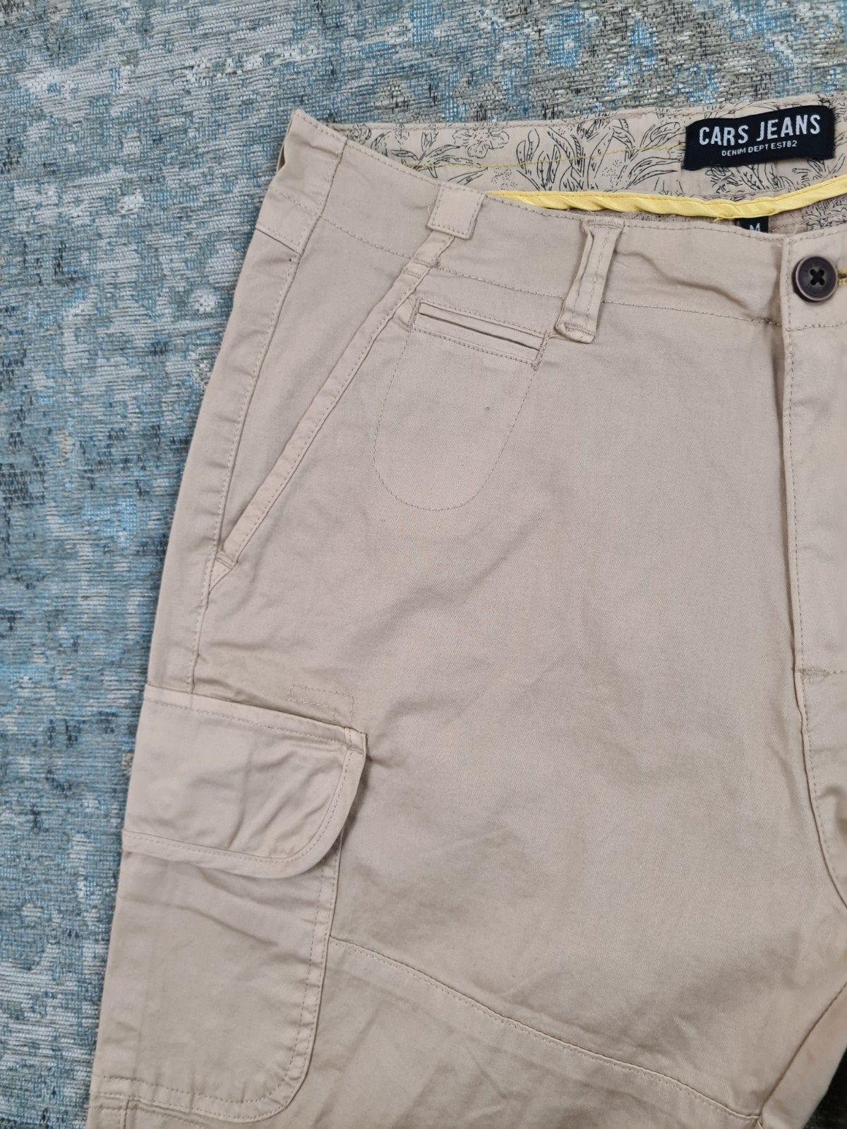 CARS Cargo Shorts W32 Bronno3232 NIEUW Bronno3234

Taille: 4, Maat 48/50 (M), Nieuw, Generaal Vetterstraat 67, 1059 BT Amsterdam