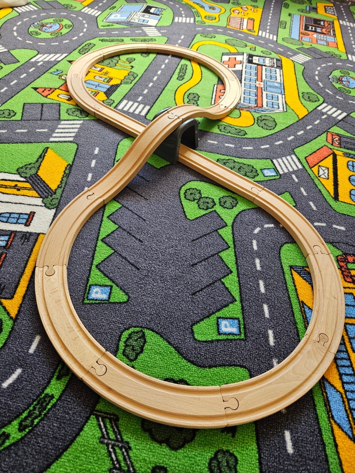 houten treinbaan, 16 delig + tunnel, Ophalen of Verzenden, Zo goed als nieuw, Overige typen