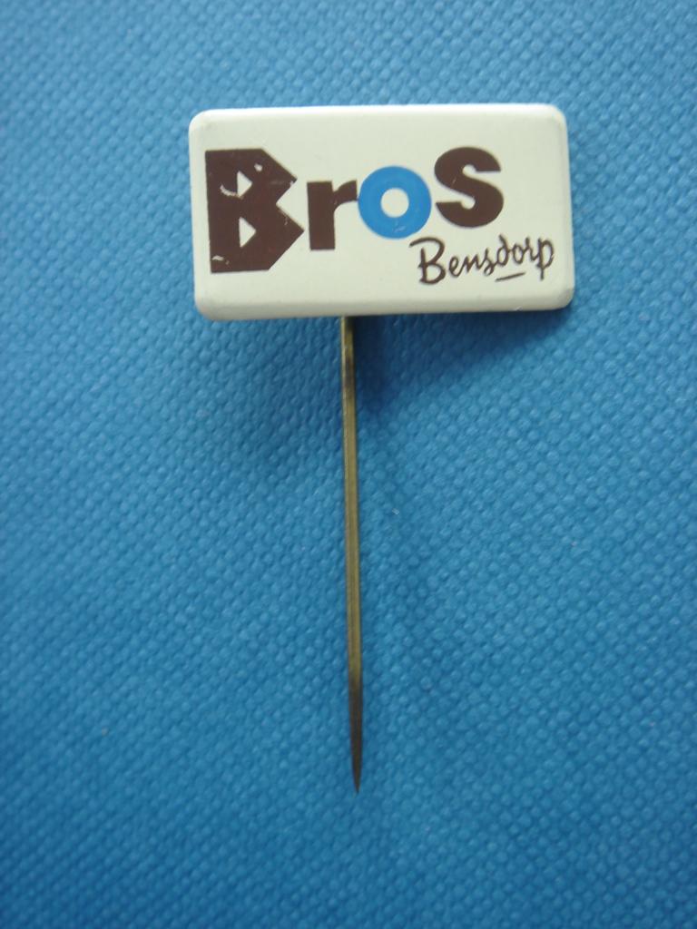 Speld Bros Bensdorp, Verzamelen, Ophalen of Verzenden, Gebruikt, Merk, Speldje of Pin