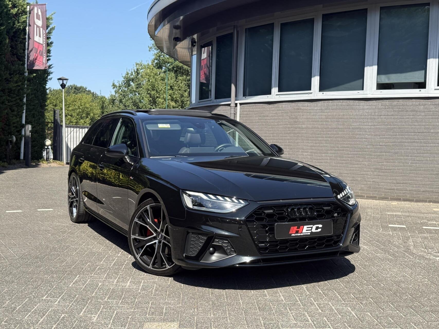 Foto 4 van Audi A4 Avant 35 TFSI S edition Pano|Sfeer|Camera