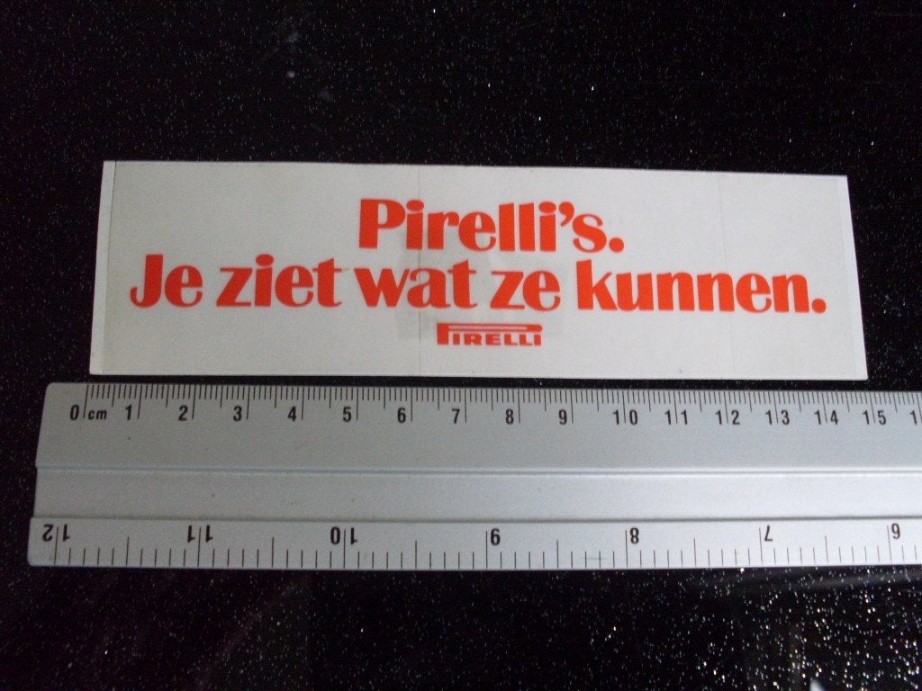 ruit sticker Pirelli's Je ziet wat ze kunnen logo Pirelli, Verzamelen, Verzenden, Zo goed als nieuw