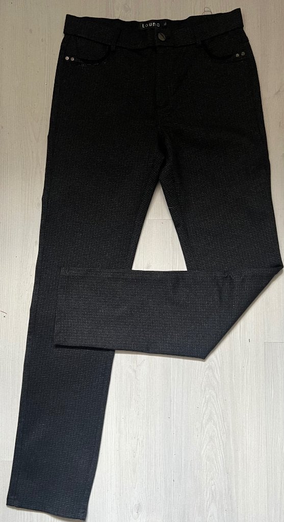 Louna. Grijze winterbroek. Mt XL., Kleding | Dames, Zwart, Maat 46/48 (XL) of groter, Nieuw, Ophalen of Verzenden