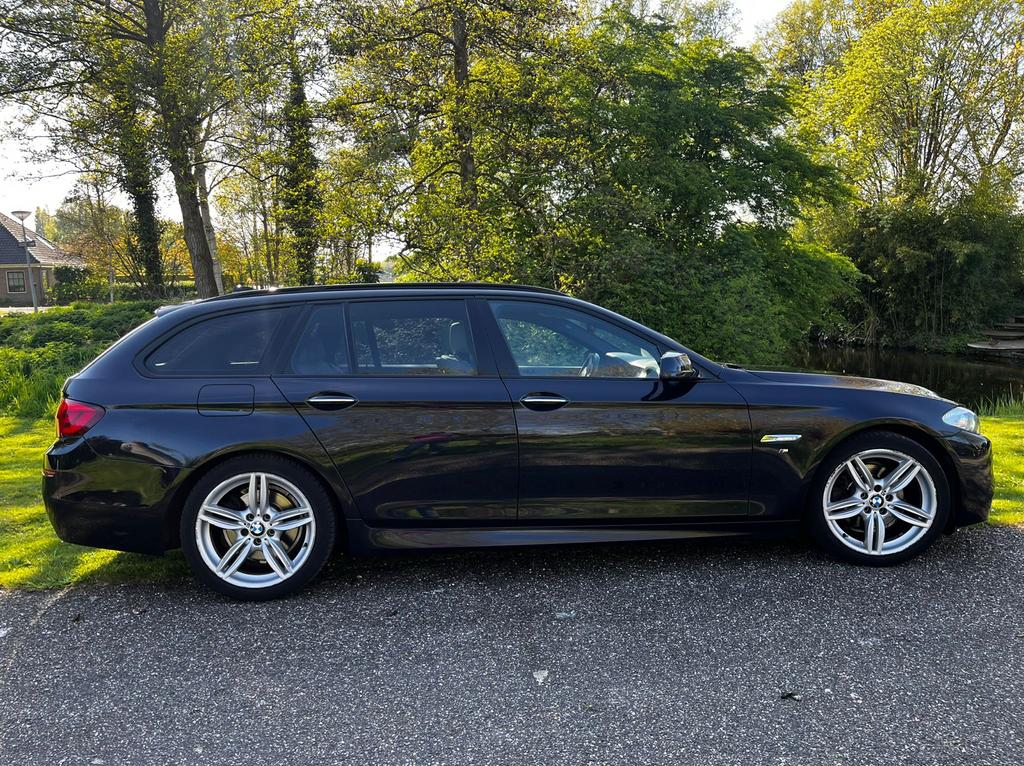 BMW 5-Serie Touring |AUT | M‑Pakket | Pano | Leder | CarPlay, Auto's, BMW, Particulier, 5-Serie, ABS, Airbags, Airconditioning