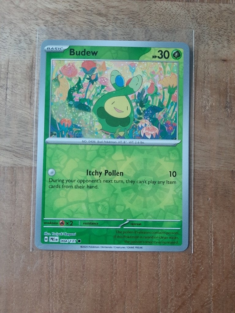 Budew #4, Reverse Holo, Pokemon Prismatic Evolutions, Ophalen of Verzenden, Nieuw, Losse kaart
