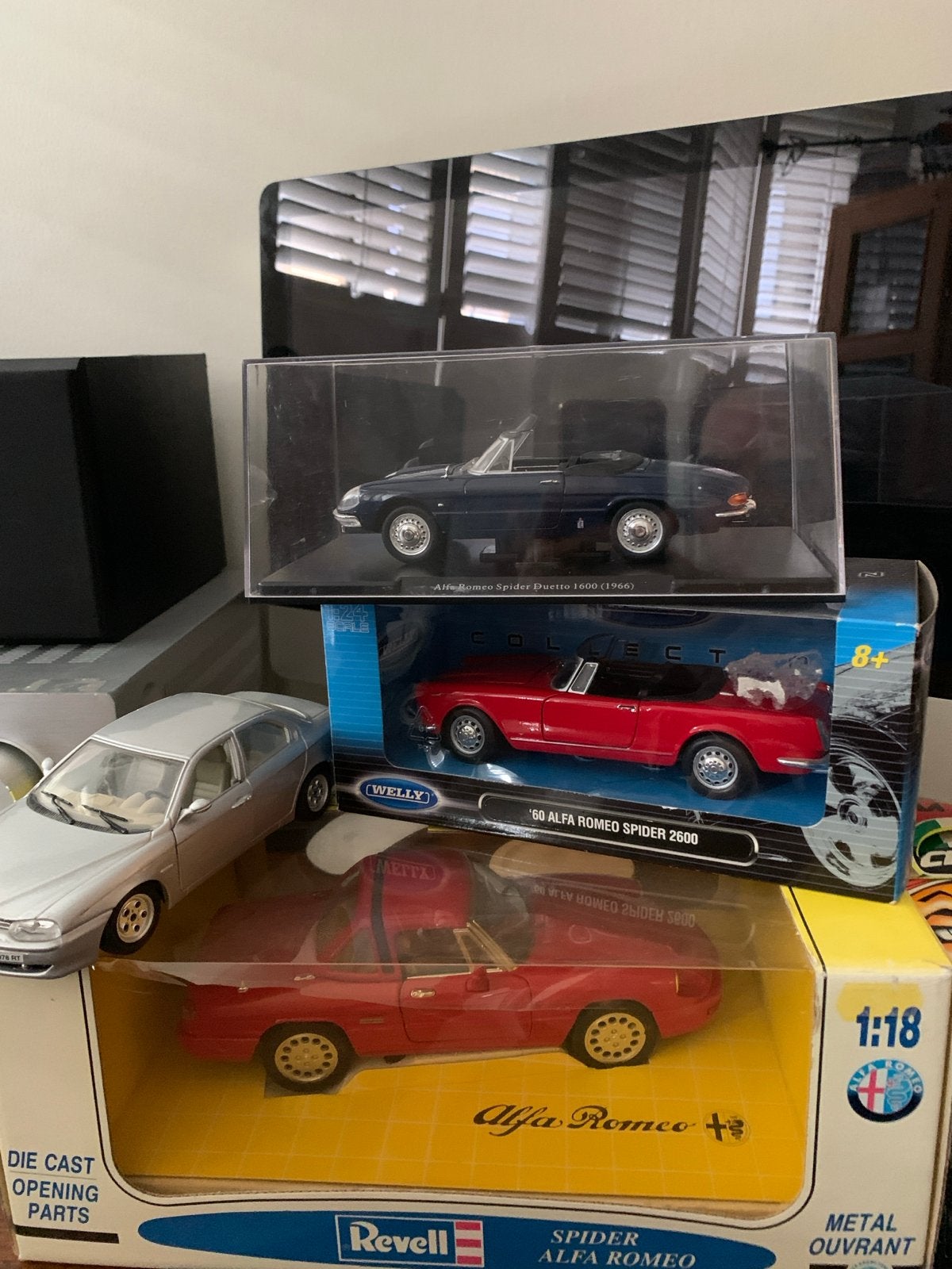 Diverse Alfa Romeo modelauto's - Bburago - Revell Jouef etc., Ophalen of Verzenden, Zo goed als nieuw, Auto, Bburago