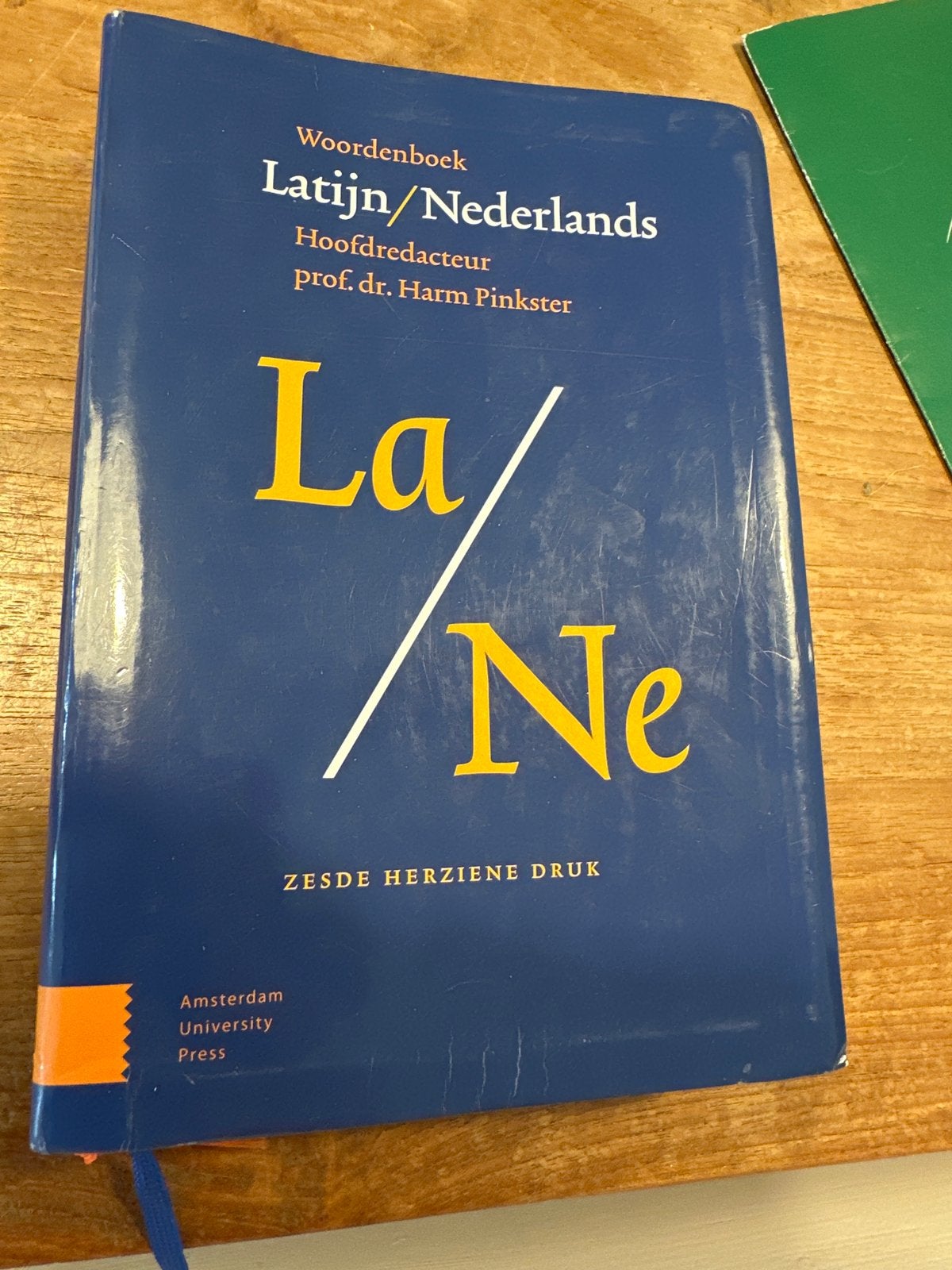 Woordenboek Latijn/Nederlands - Zesde Herz. Druk, Ophalen of Verzenden, Gelezen, Overige uitgevers, Latijn