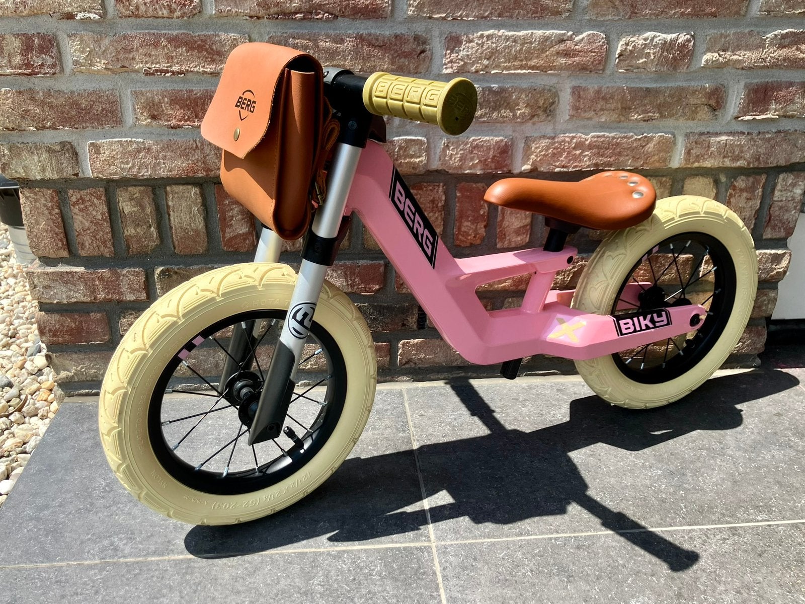 BERG Biky Retro Pink loopfiets, Ophalen, Zo goed als nieuw, Minder dan 16 inch