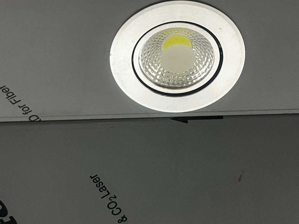 Moderne LED Platform Spotjes - Helder en Energiezuinig, Ophalen of Verzenden, Zo goed als nieuw, 30 tot 60 watt, Led-lamp