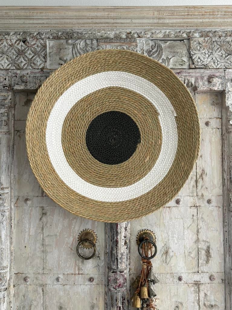 Zeegras mand voor aan de muur zwart/wit/naturel - Boho Ibiza, Huis en Inrichting, Woonaccessoires | Schalen en Manden, Mand, Rond