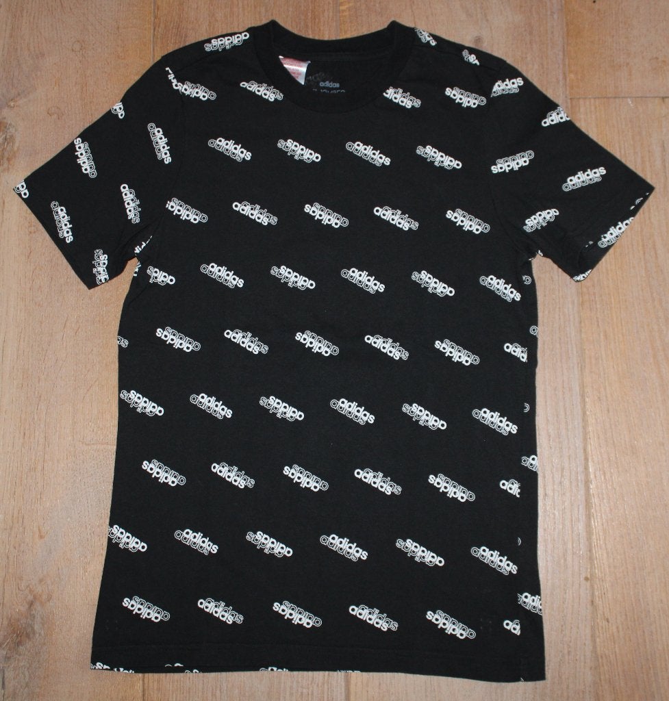 T-shirt van Adidas 152, Kinderen en Baby's, Kinderkleding | Maat 152, Adidas, Gebruikt, Ophalen of Verzenden, Shirt of Longsleeve