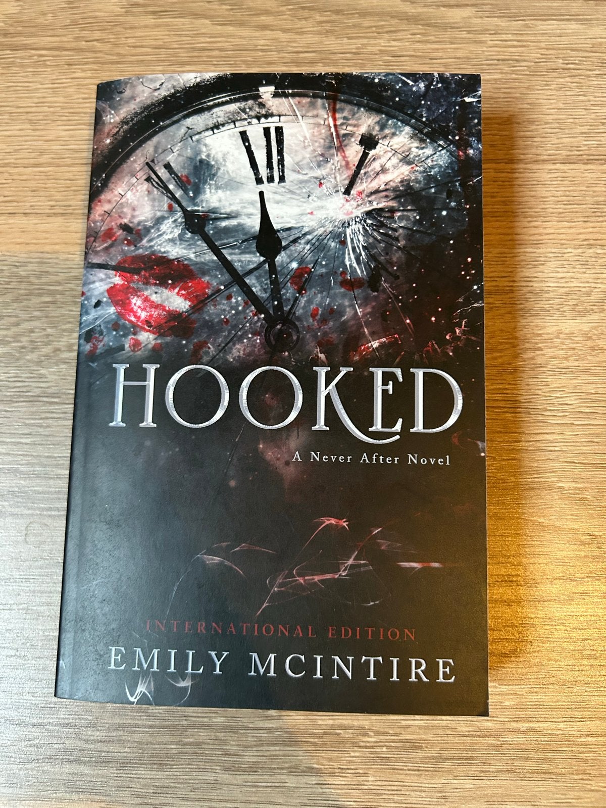 Dark Romance Boek - Hooked, Ophalen of Verzenden, Nieuw, Amerika