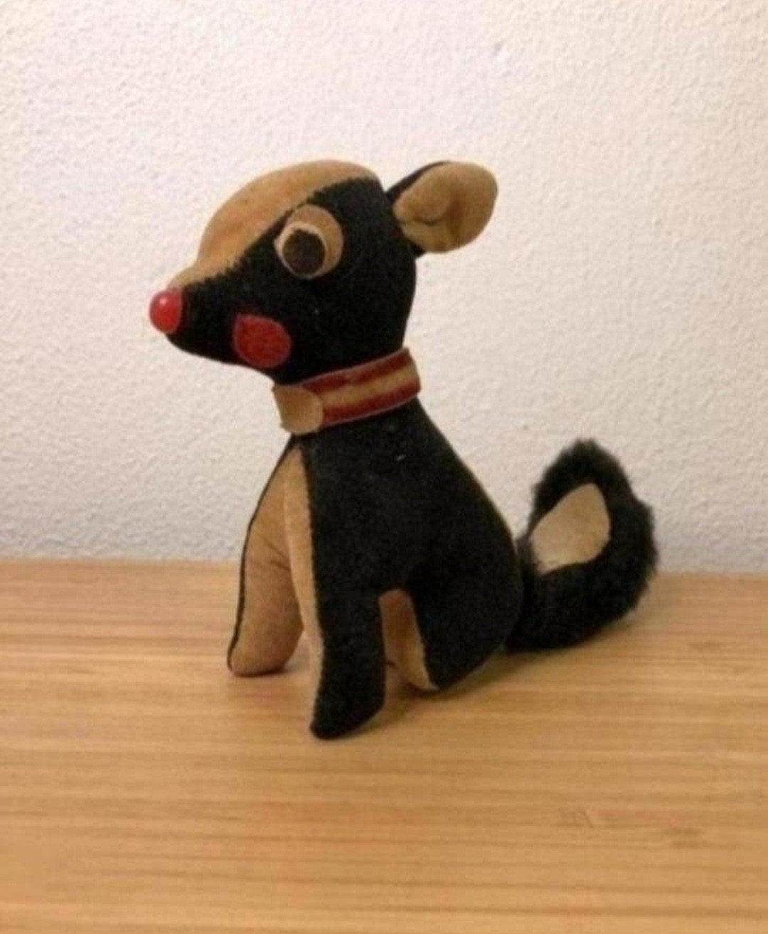 Knuffel Jaren 60/70 Stijl Wit-Zwart Velvet Hond Fluffy, Gebruikt, Overige merken, Overige karakters, Zwart
