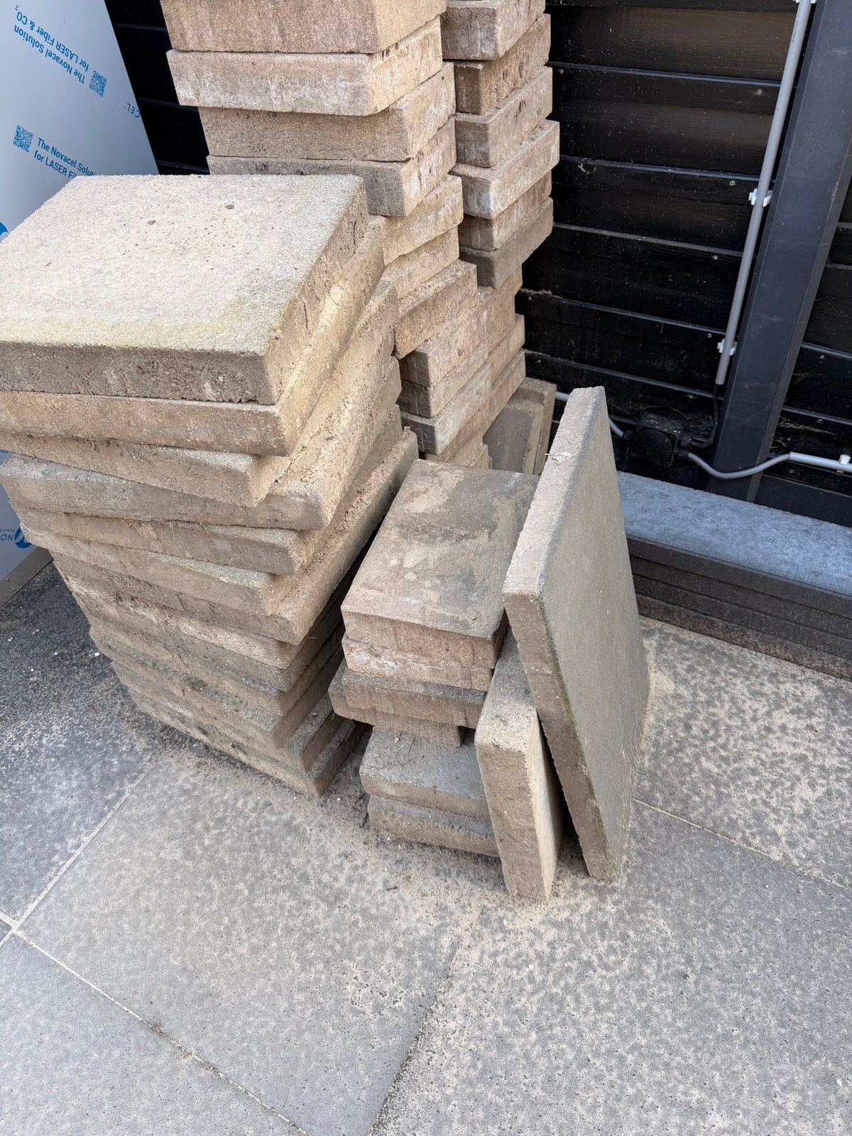 Gratis diverse betontegels 6 cm dik, Tuin en Terras, Ophalen, Gebruikt, 10 m² of meer, Beton