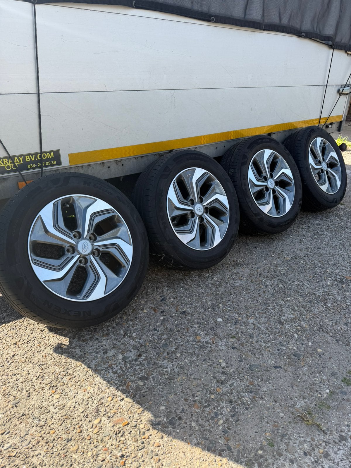 Nette zomerset voor Hyundai Kona, Auto-onderdelen, Ophalen, Overige, Banden en Velgen, 17 inch
