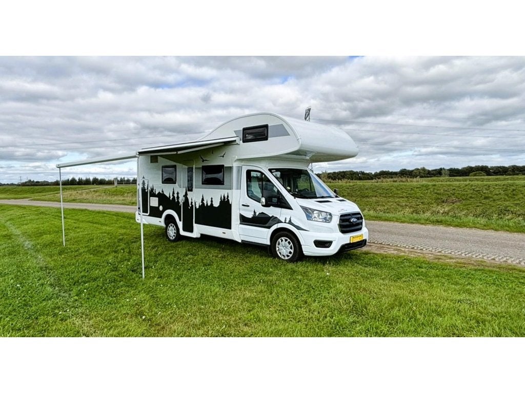 Caravans And Camping Roller