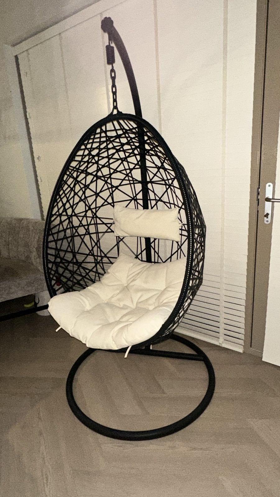 zwarte hangstoel (egg chair, black), Huis en Inrichting, Stoelen, Ophalen, Kunststof, Zwart, Zo goed als nieuw