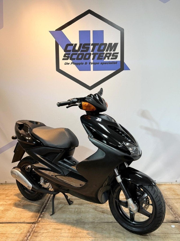Yamaha Aerox 2 takt 2008 45km brom scooter metallic zwart 2t