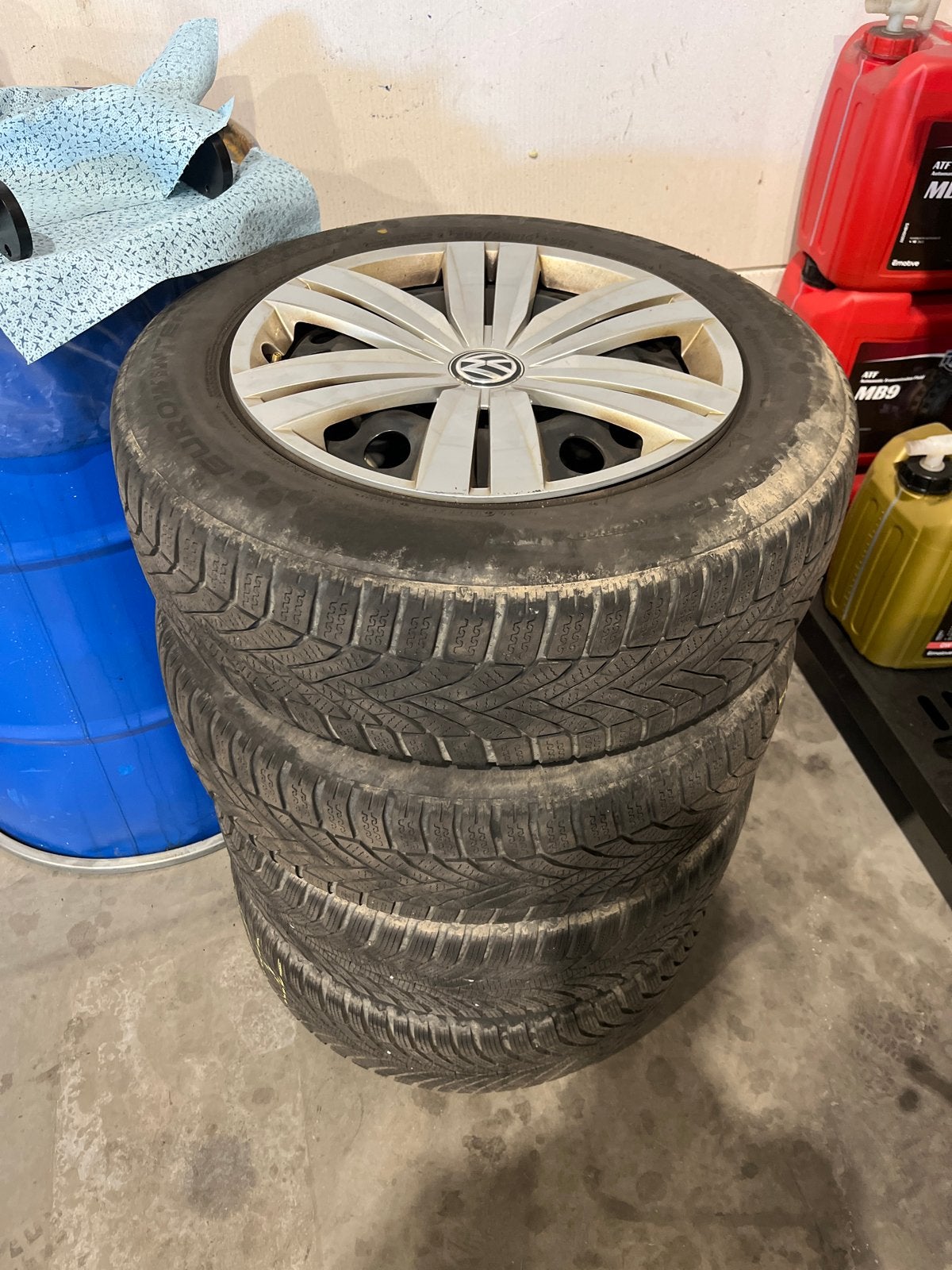 VW Touran velgen met Continental winterbanden, Auto-onderdelen, Ophalen, Gebruikt, 16 inch, Banden en Velgen
