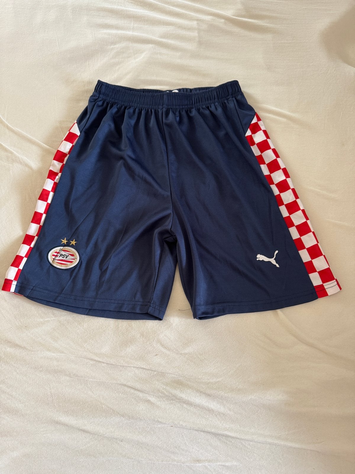 PSV Puma voetbalbroekje - Maat M, Ophalen of Verzenden, Zo goed als nieuw, Voetbal, Maat 48/50 (M)