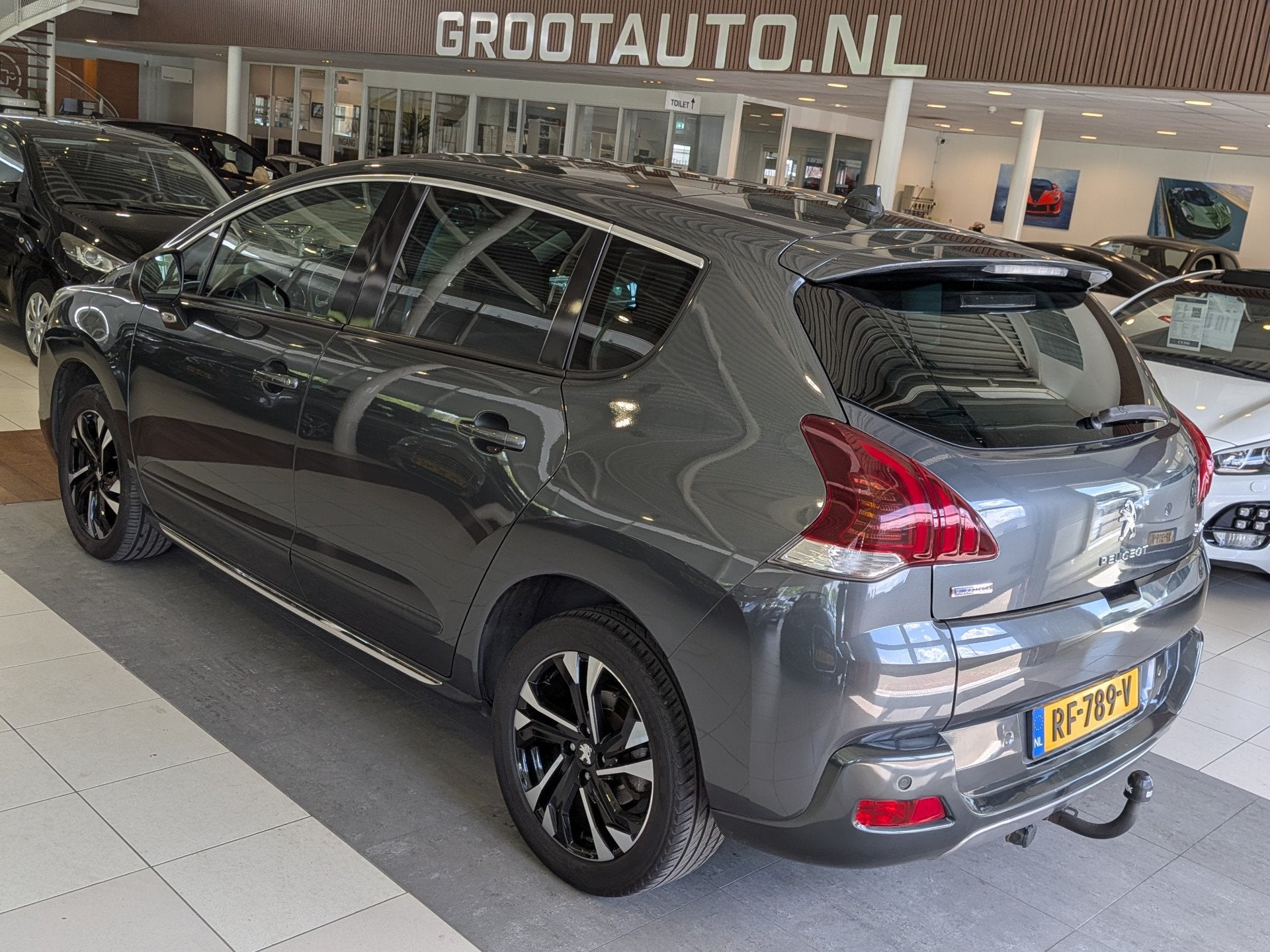 Peugeot 3008 1.2 PureTech Allure Airco, Cruise Control, Trek, Voorwielaandrijving, Gebruikt, 1199 cc, Leder