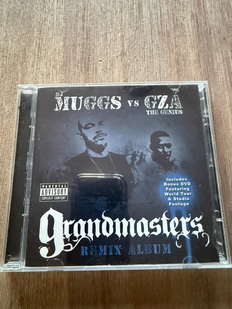 DJ Muggs vs GZA - Grandmasters Remix Album (CD + DVD), Cd's en Dvd's, Cd's | Hiphop en Rap, Ophalen of Verzenden, Gebruikt