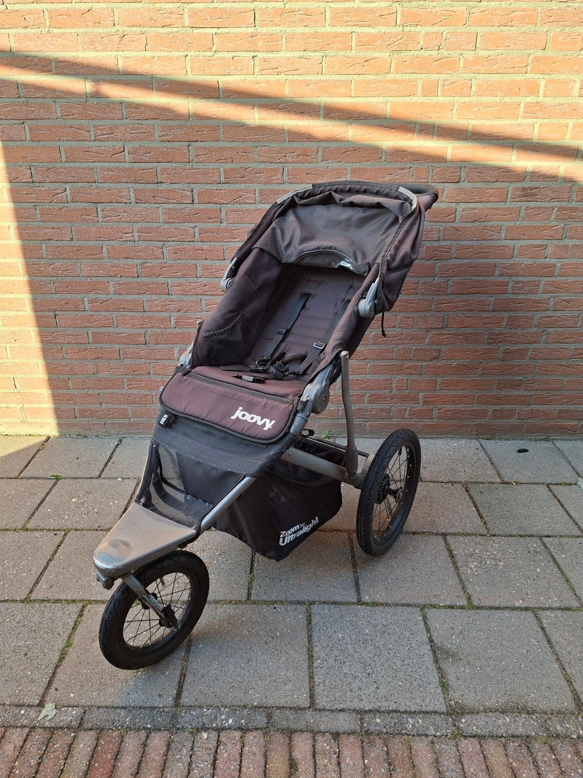 Joovy Zoom Ultralight: Ideaal voor hardlopen en reizen, Kinderen en Baby's, Kinderwagens en Combinaties, Gebruikt, Luchtbanden