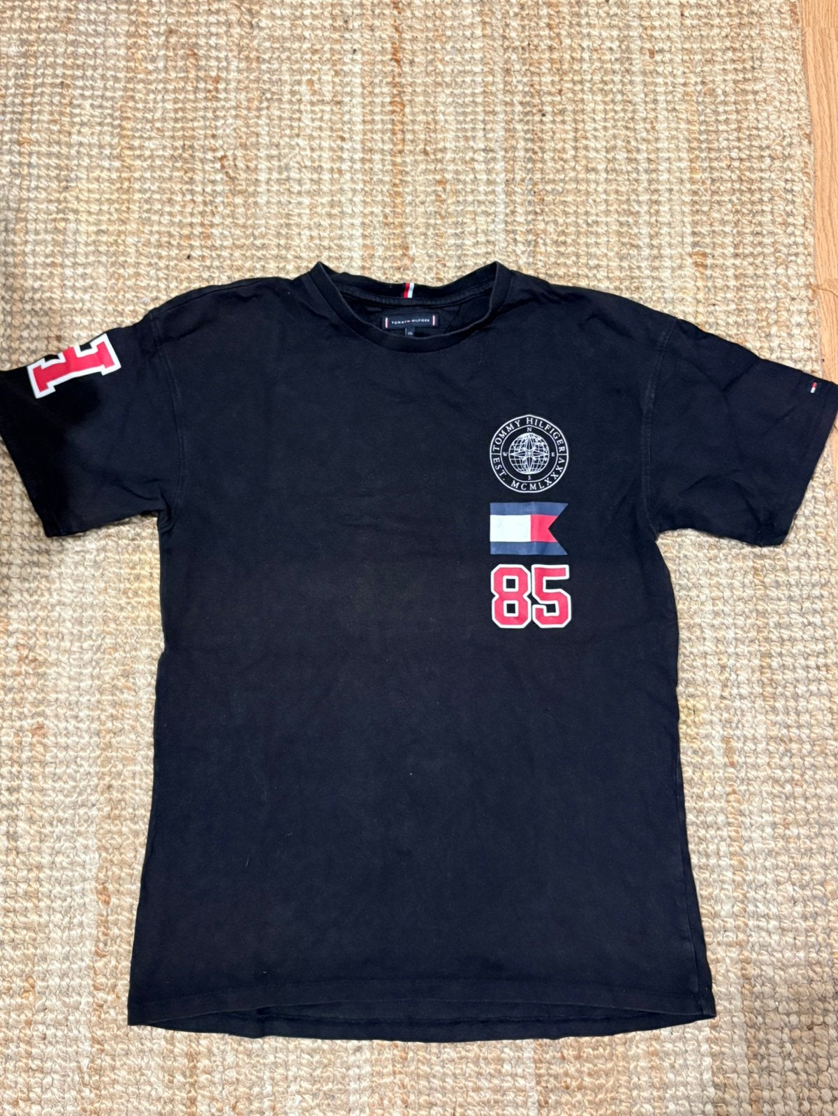 Tommy hilfiger t-shirt, Ophalen of Verzenden, Zo goed als nieuw, Jongen, Muts
