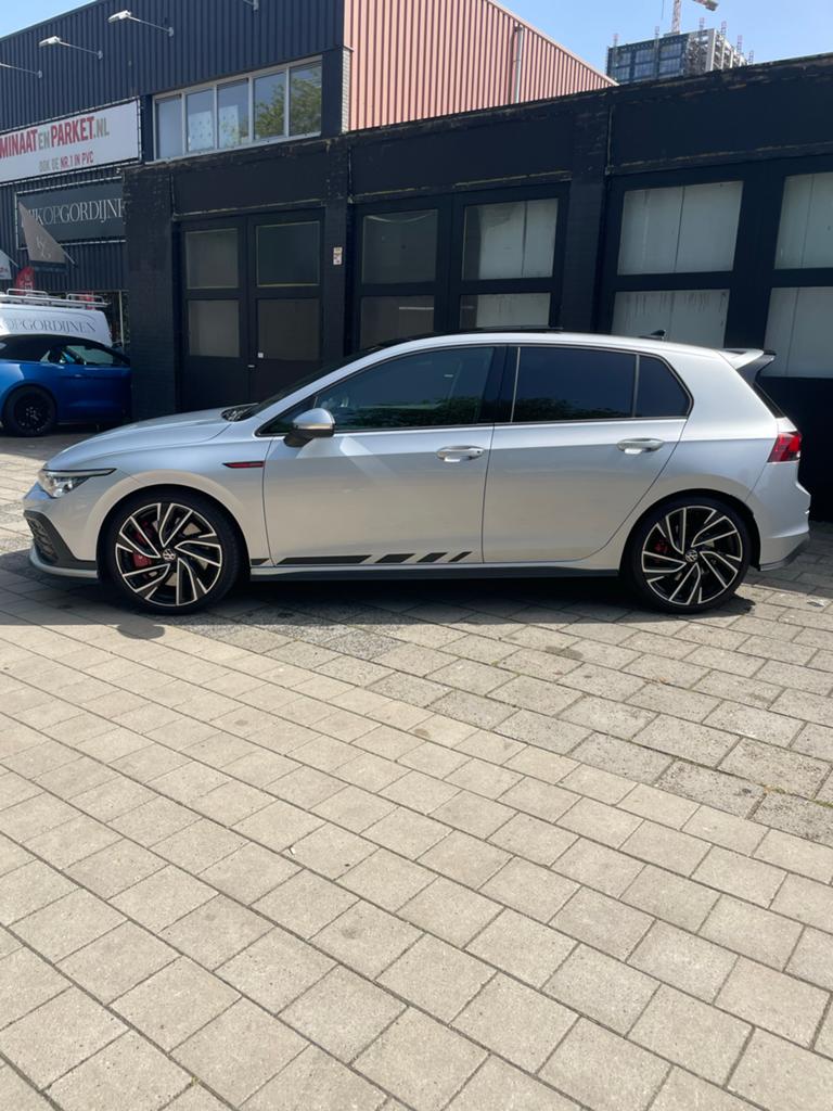 Volkswagen Golf CLUBSPORT GTI 2.0 TSI 221KW Dsg7 2021 Grijs, Auto's, Zwart, 4 cilinders, 1984 cc, Alcantara