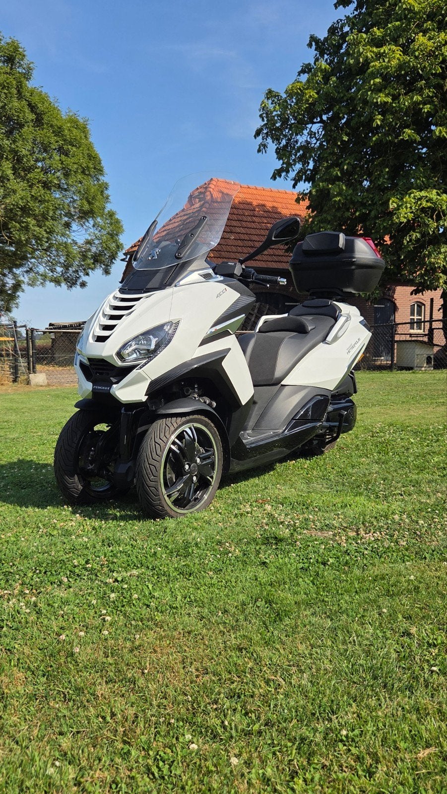 Te koop mijn mooie Peugeot Metropolis ( 3800 km), Traction Control, 400 cc, Scooter, Gebruikt