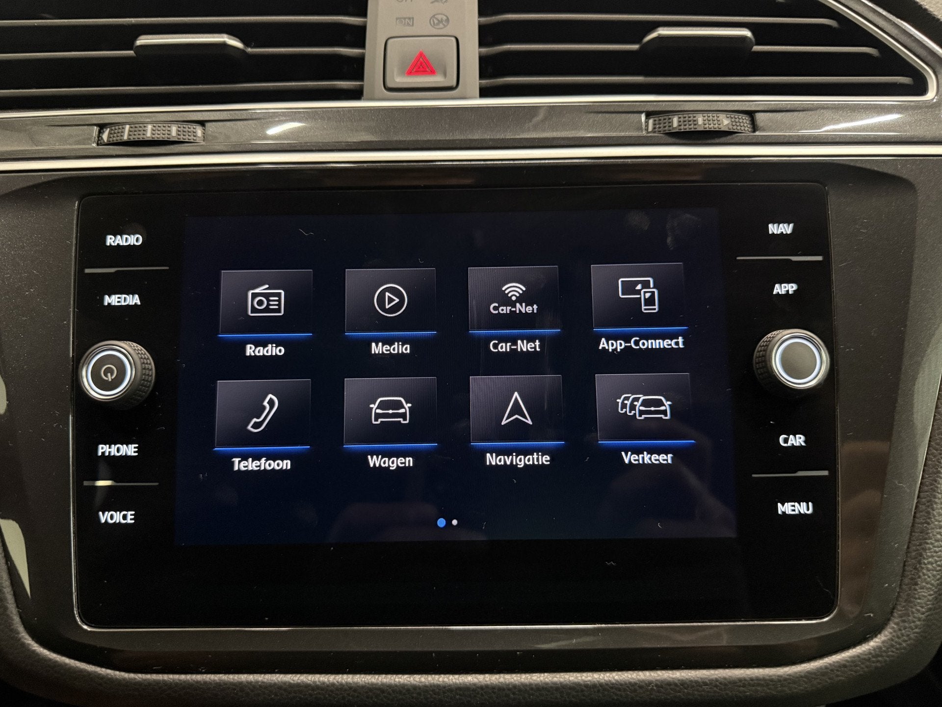 Foto 32 van Volkswagen Tiguan 2.0 TSI 4Motion 3x R-Line BLACK PANO/VOL-L
