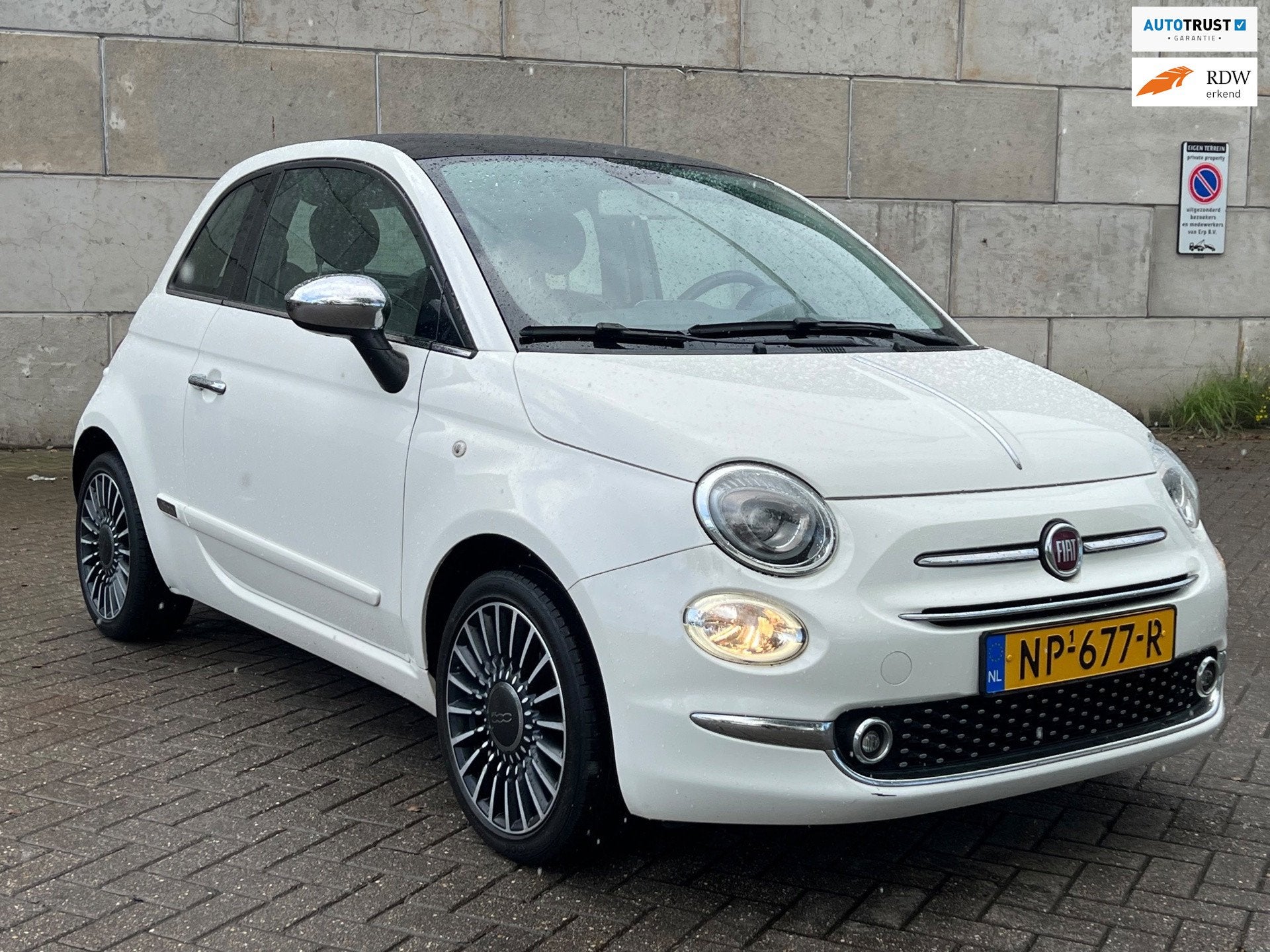 Fiat 500 1.2 Lounge GROOT SCHERM PANO, Voorwielaandrijving, Verwarmde buitenspiegels, Gebruikt, 4 cilinders