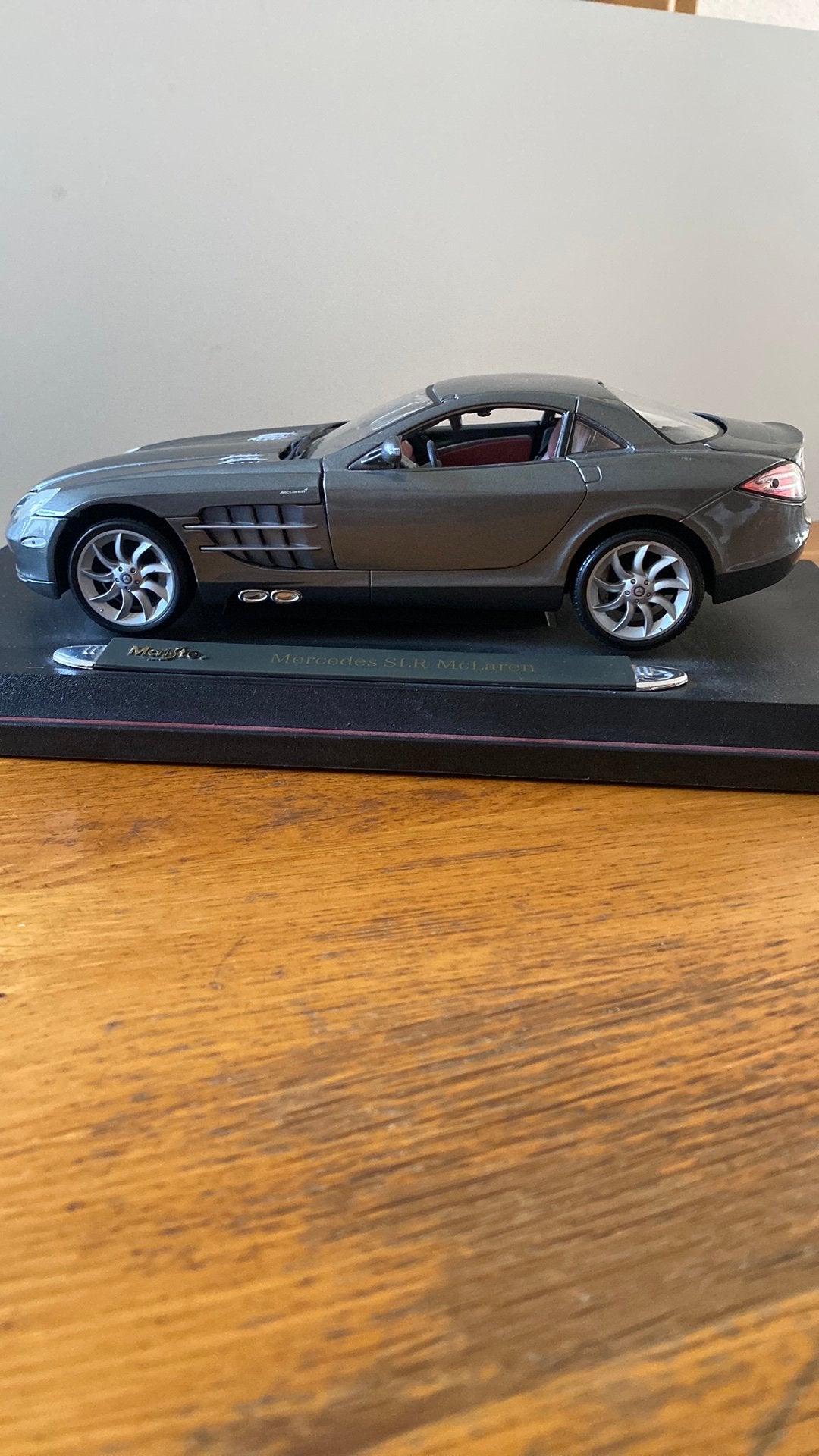 Mooi model Mercedes 1/18, Ophalen of Verzenden, Zo goed als nieuw, Maisto