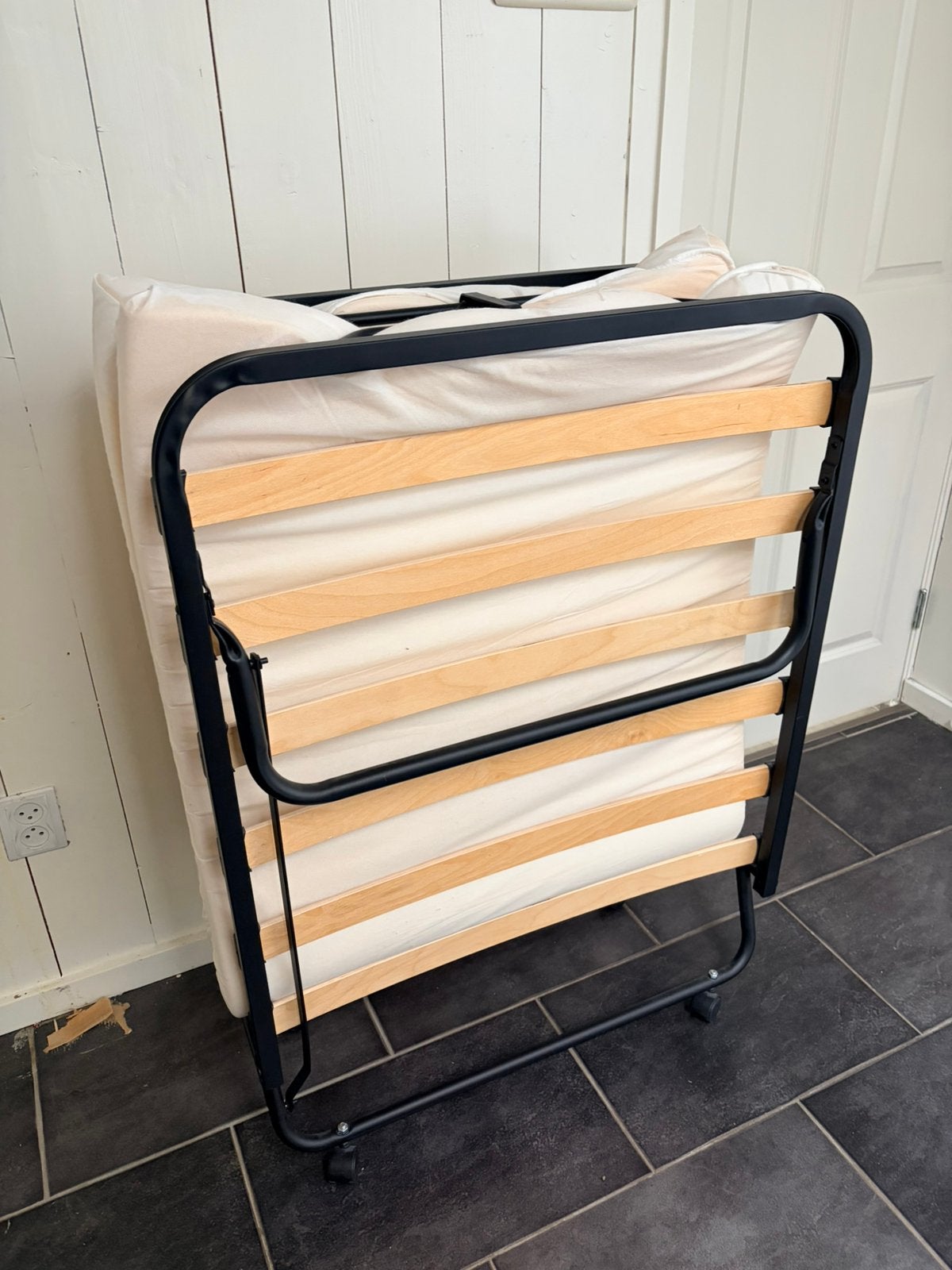 Logeerbed, Ophalen, Eenpersoons, 190 cm of minder, Zo goed als nieuw
